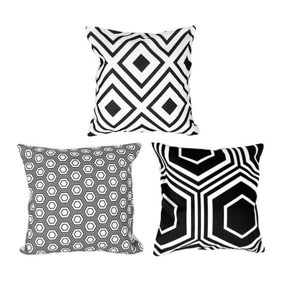 Coussins à motifs graphiques
