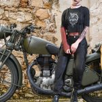 Comment fixer son téléphone sur une moto ?